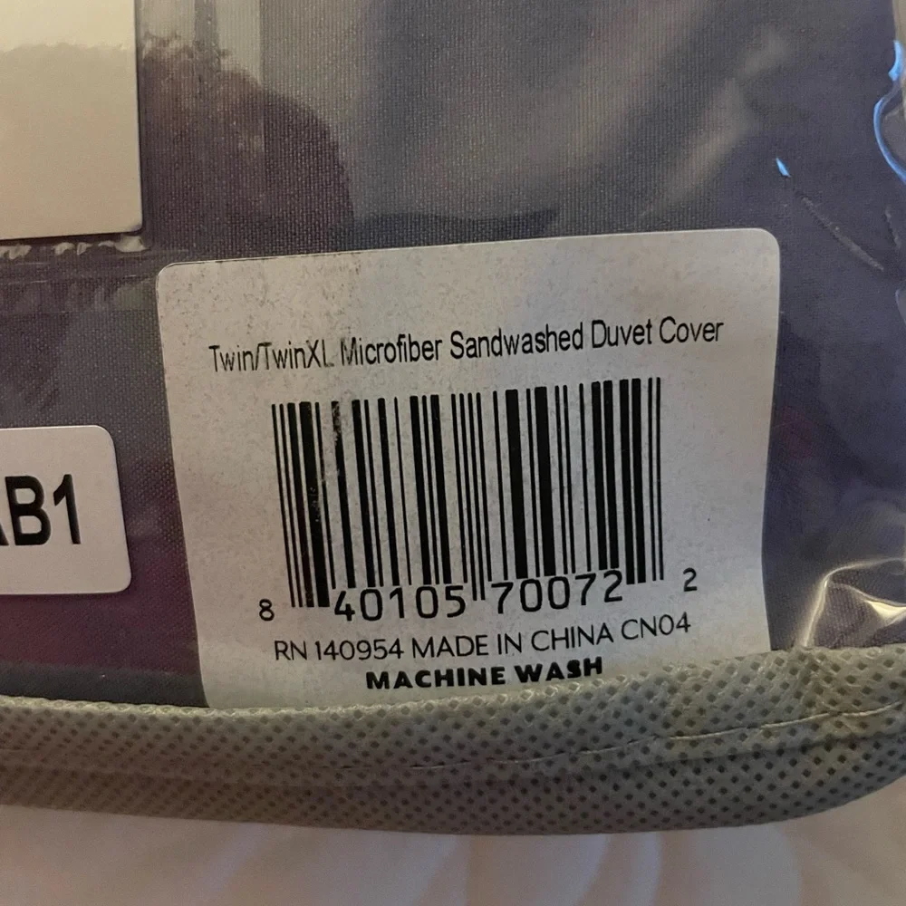 Dorm Twin XL duvet cover and down alternative comforter. New in bags